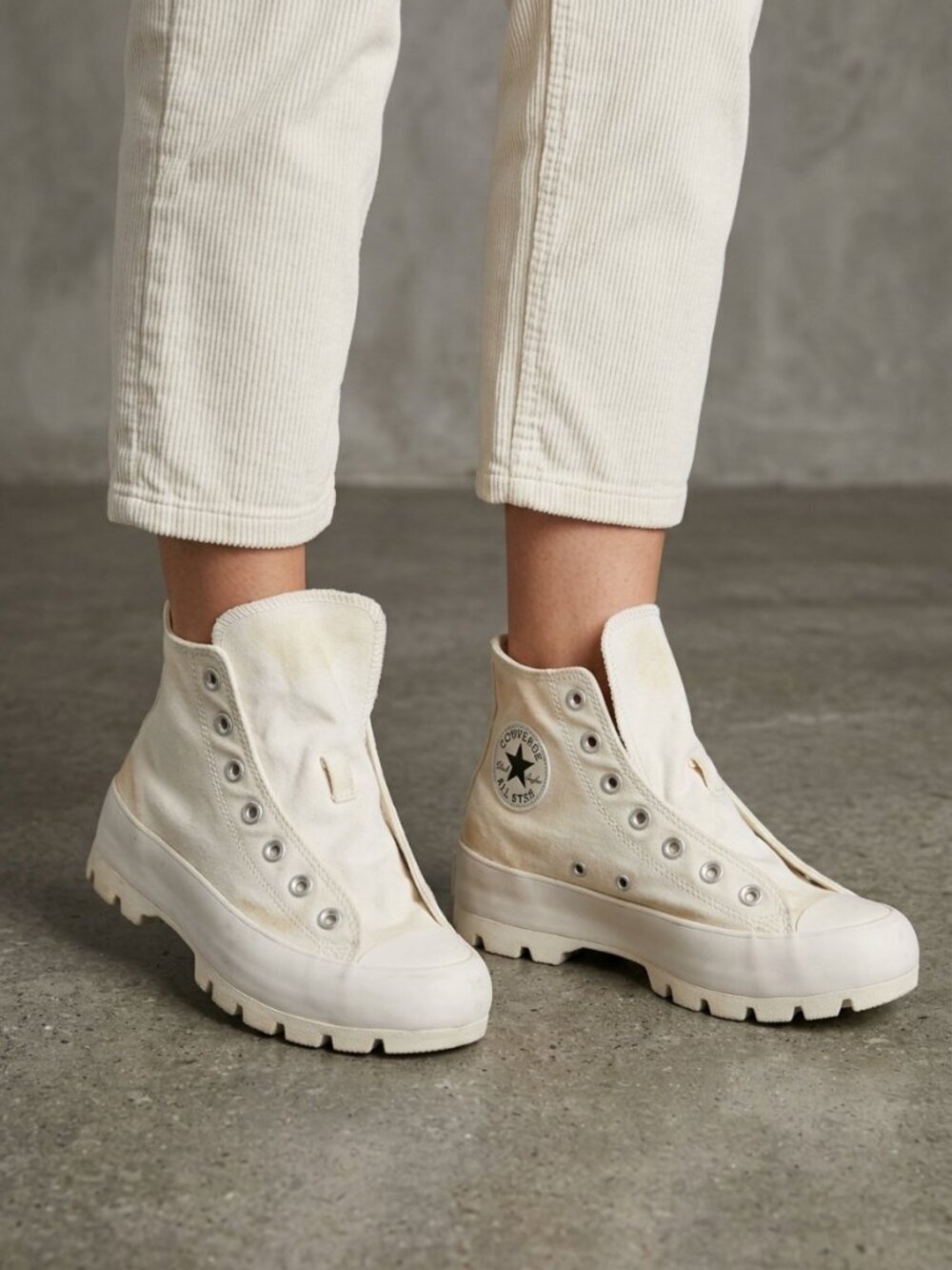 Converse Sneakers CTAS Lugged Hi Platform Women's Size 7 White 565902C